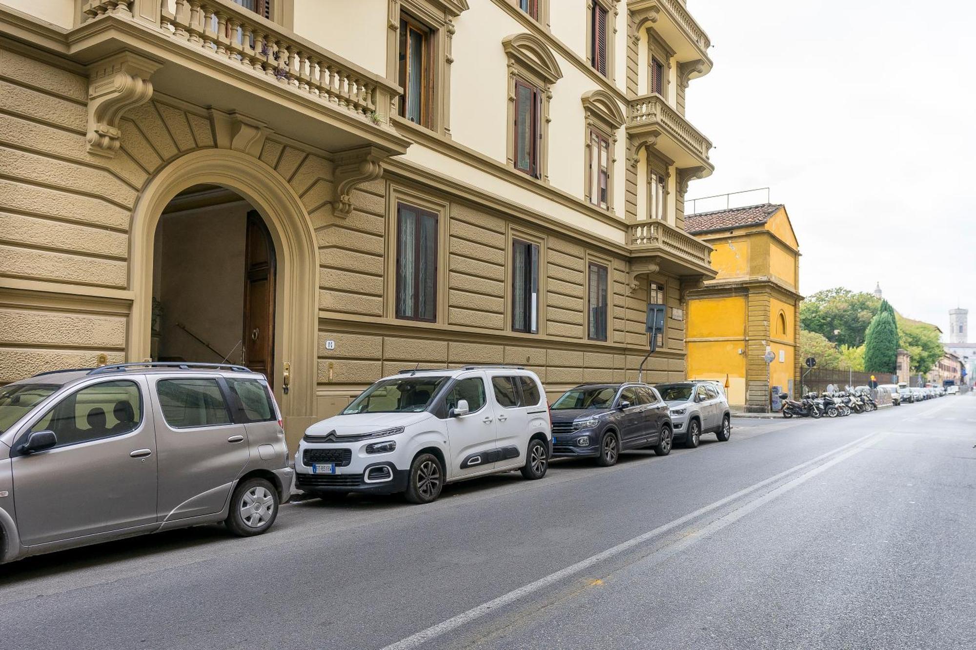 San Marco White Appartamento Luxury Con Garage Su Richiesta Florence Ngoại thất bức ảnh